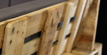 Fabriquer un canapé d'angle en bois de palettes